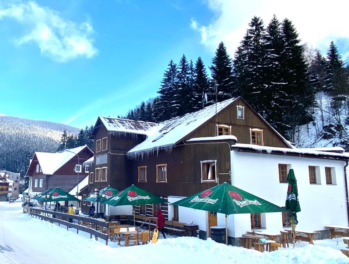 Hotel Hvezda Pec pod Snezkou Exterior foto